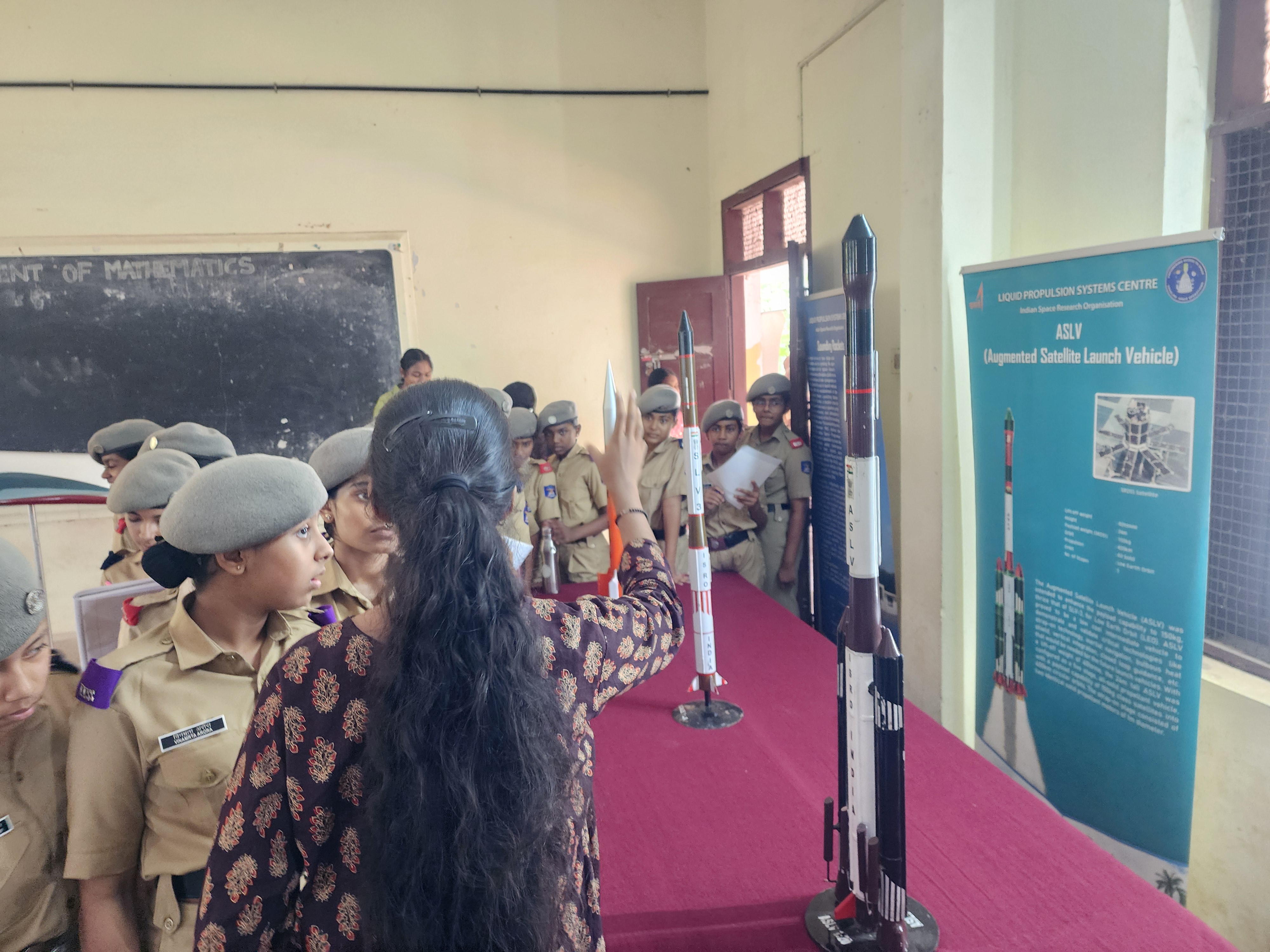 Science And Innovation Expo — Exhibition Visit — Vidyadhiraja Vidyapeetom Sainik School